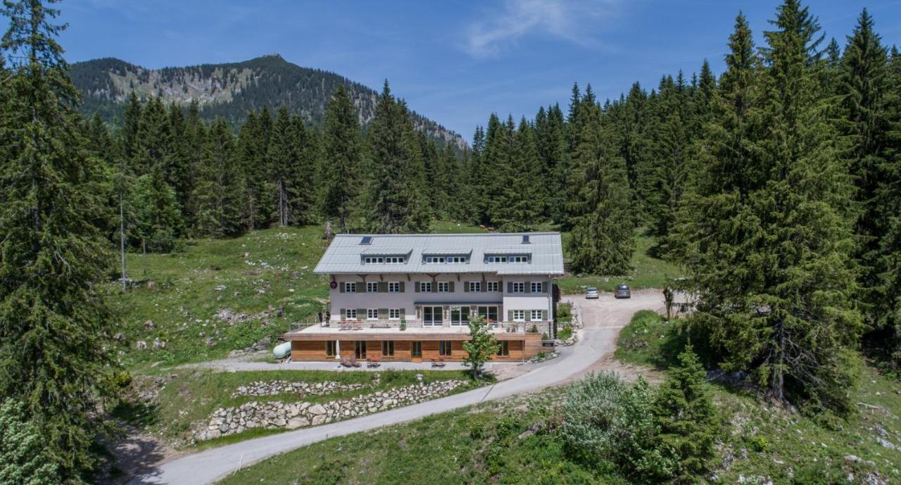 Spitzing Lodge Ferienwohnungen - Wanderparadies In Den Bergen Spitzingsee Exterior photo